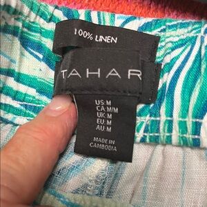 Tahari tropical Leaf Print linen capris